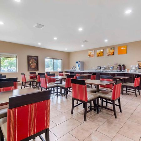 Comfort Suites Keeneland Лексингтън Екстериор снимка