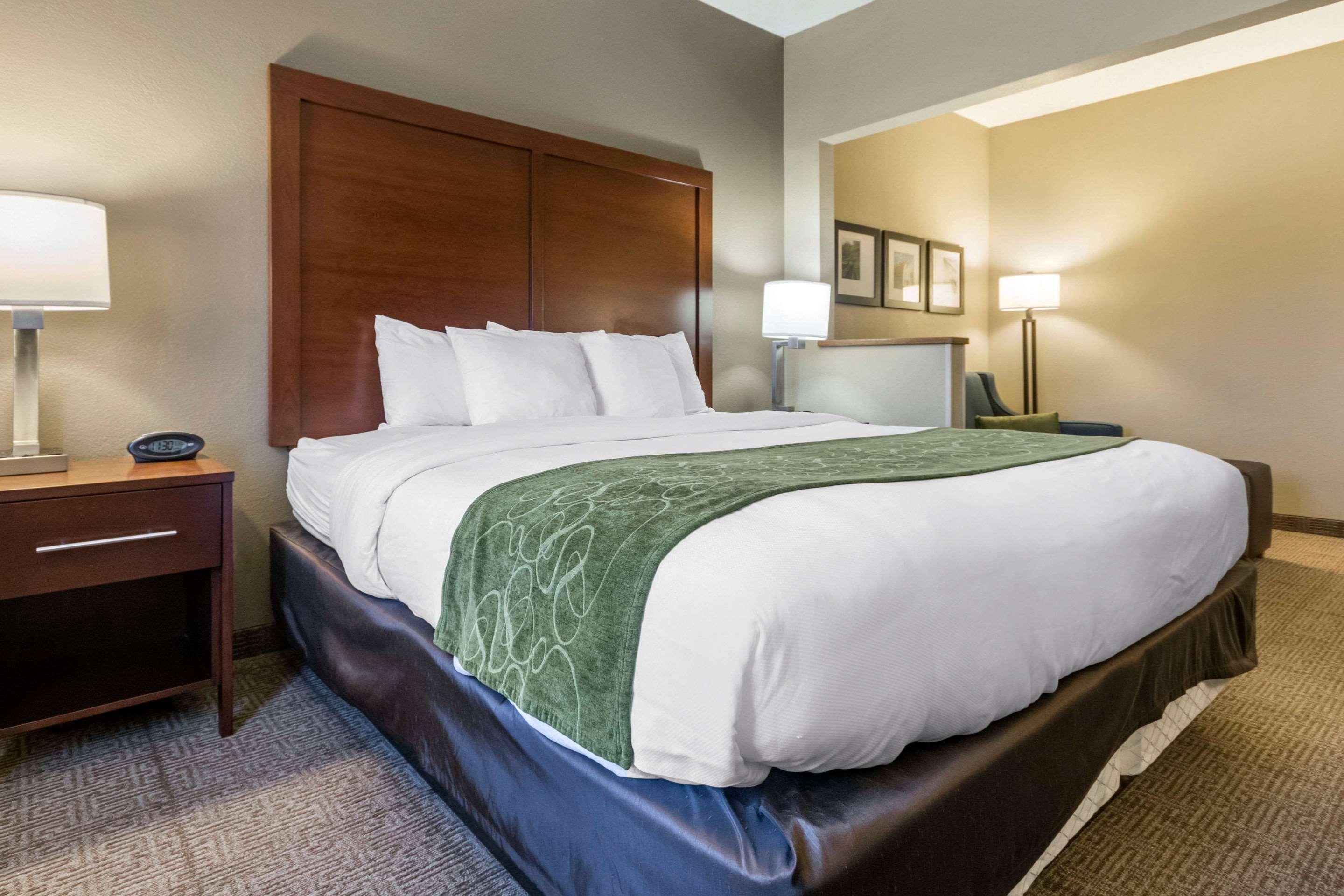 Comfort Suites Keeneland Лексингтън Екстериор снимка