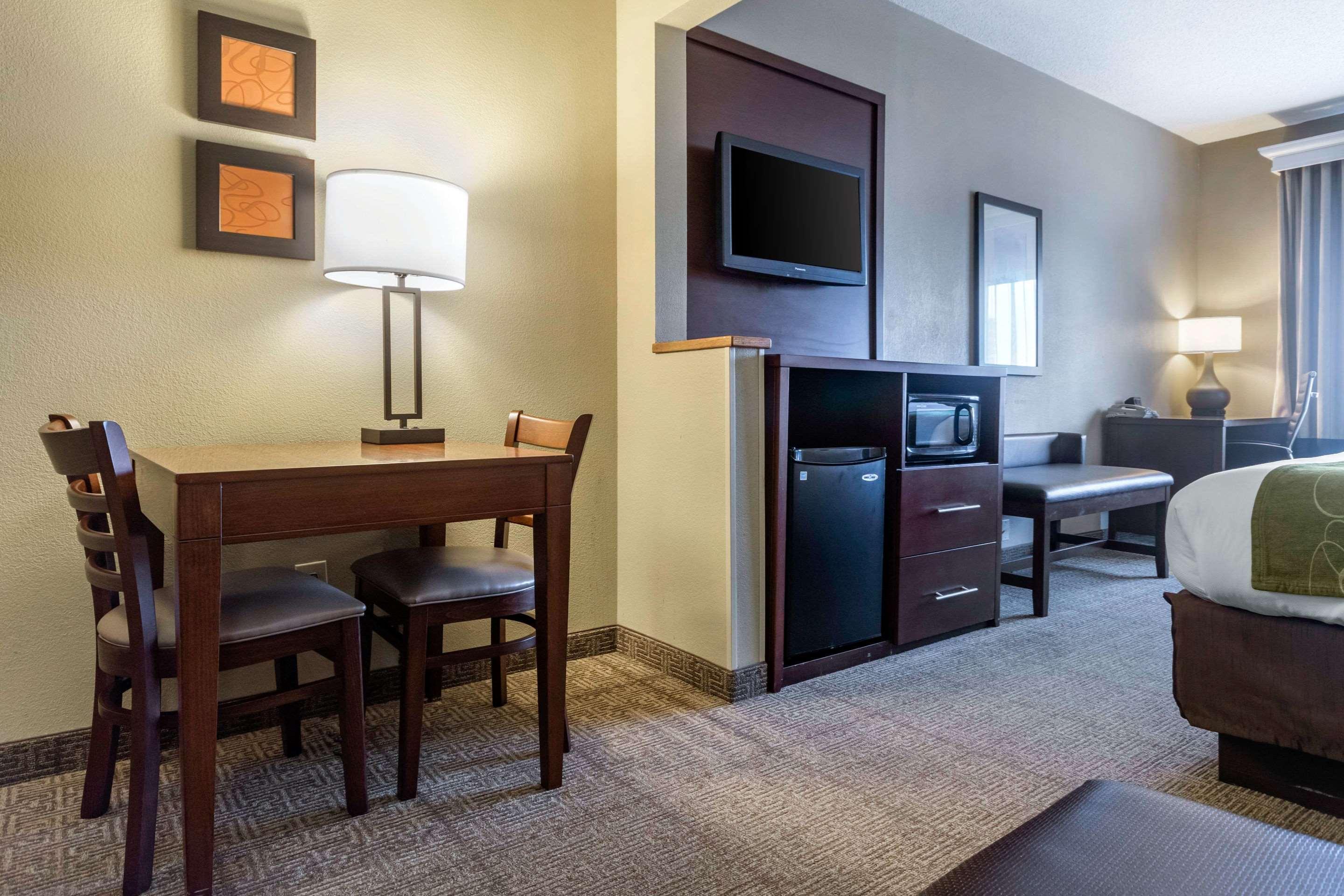 Comfort Suites Keeneland Лексингтън Екстериор снимка