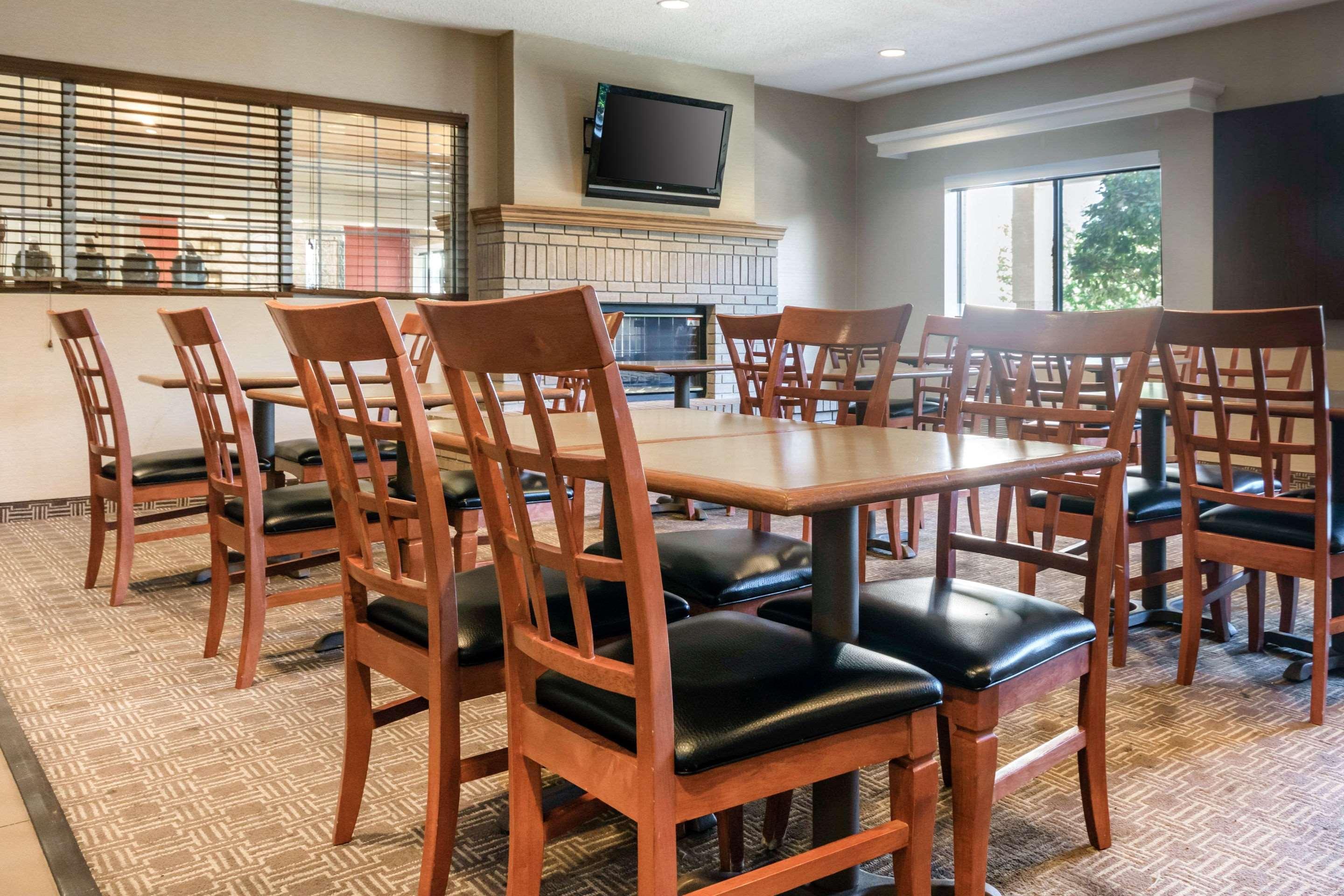 Comfort Suites Keeneland Лексингтън Екстериор снимка