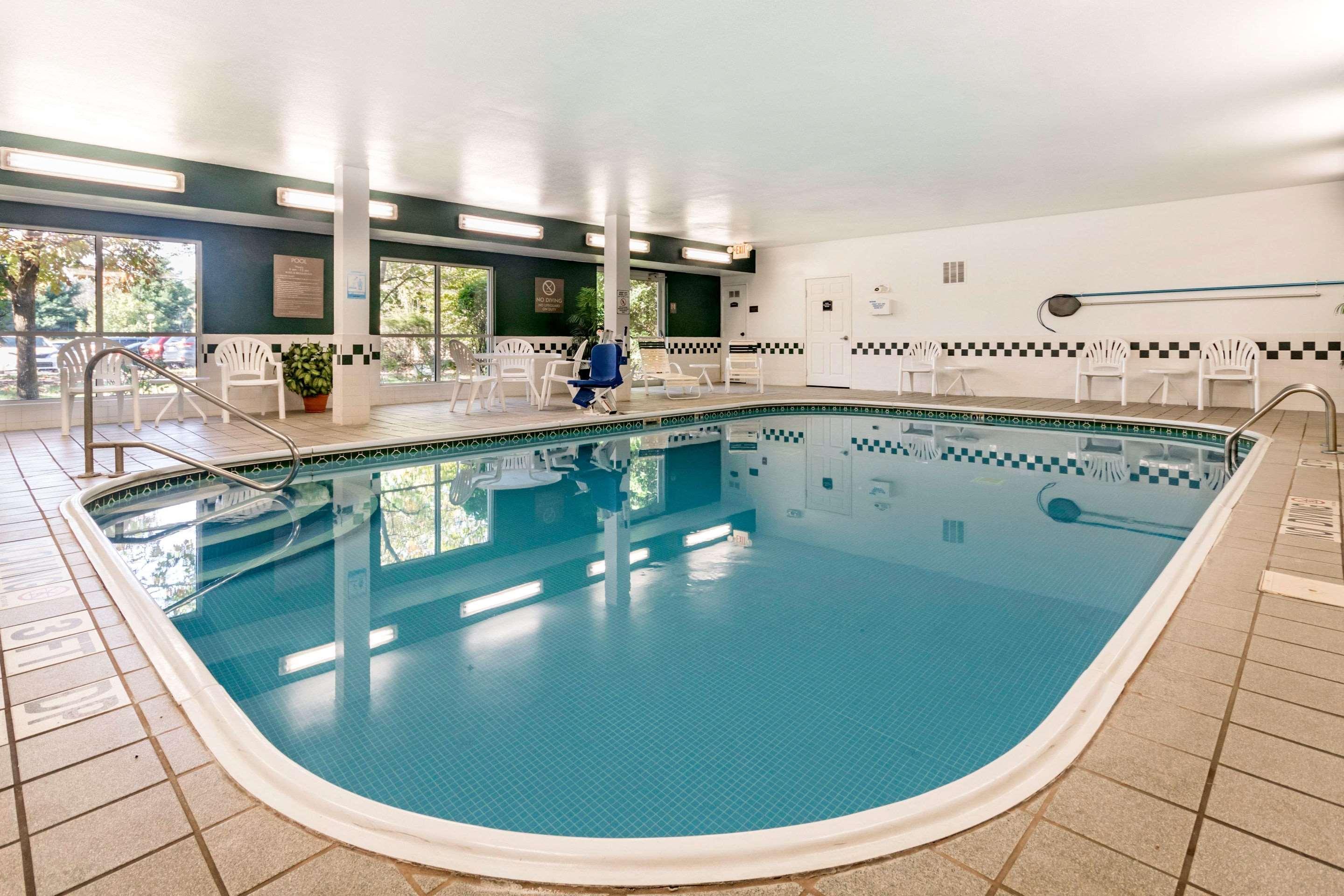 Comfort Suites Keeneland Лексингтън Екстериор снимка