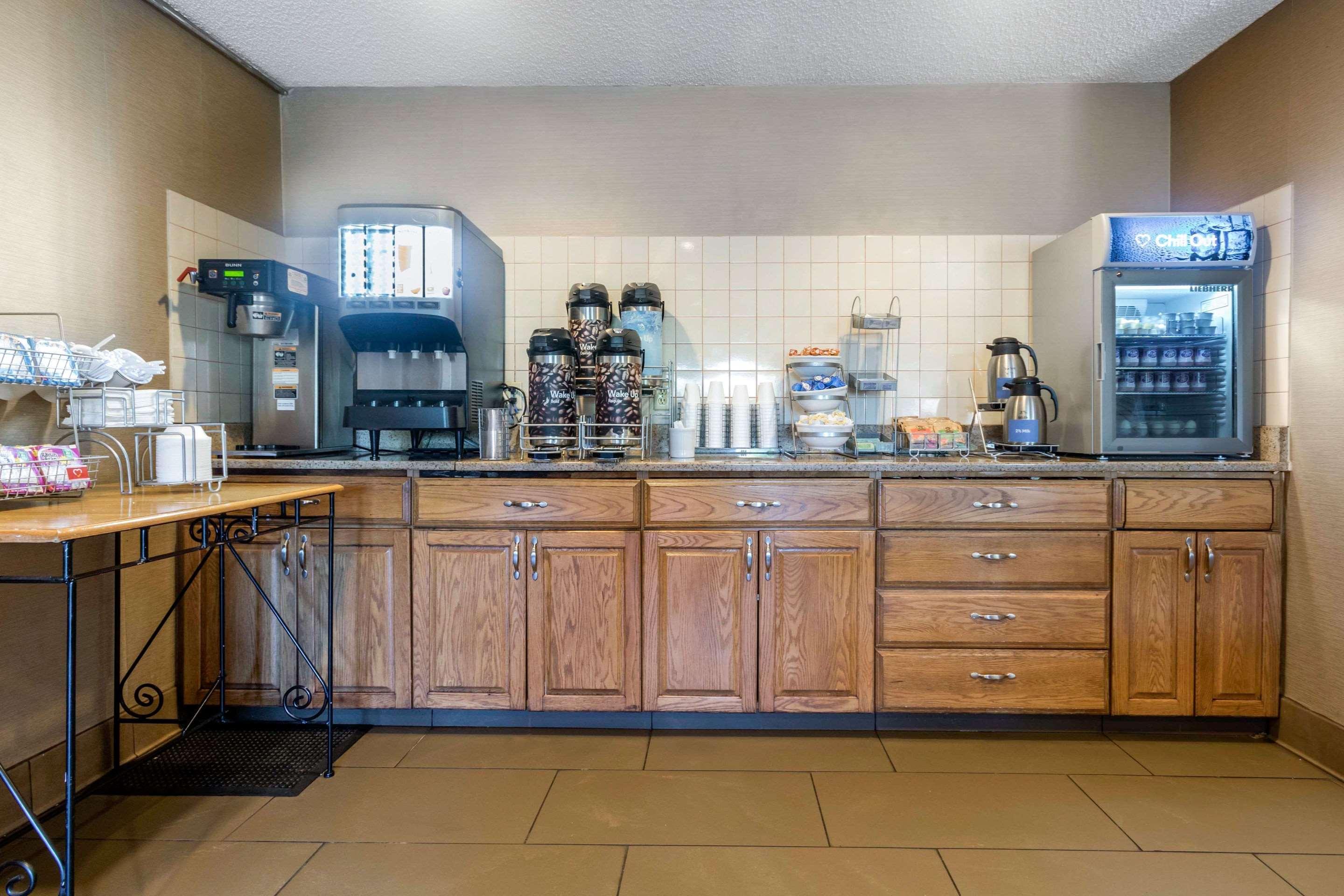 Comfort Suites Keeneland Лексингтън Екстериор снимка