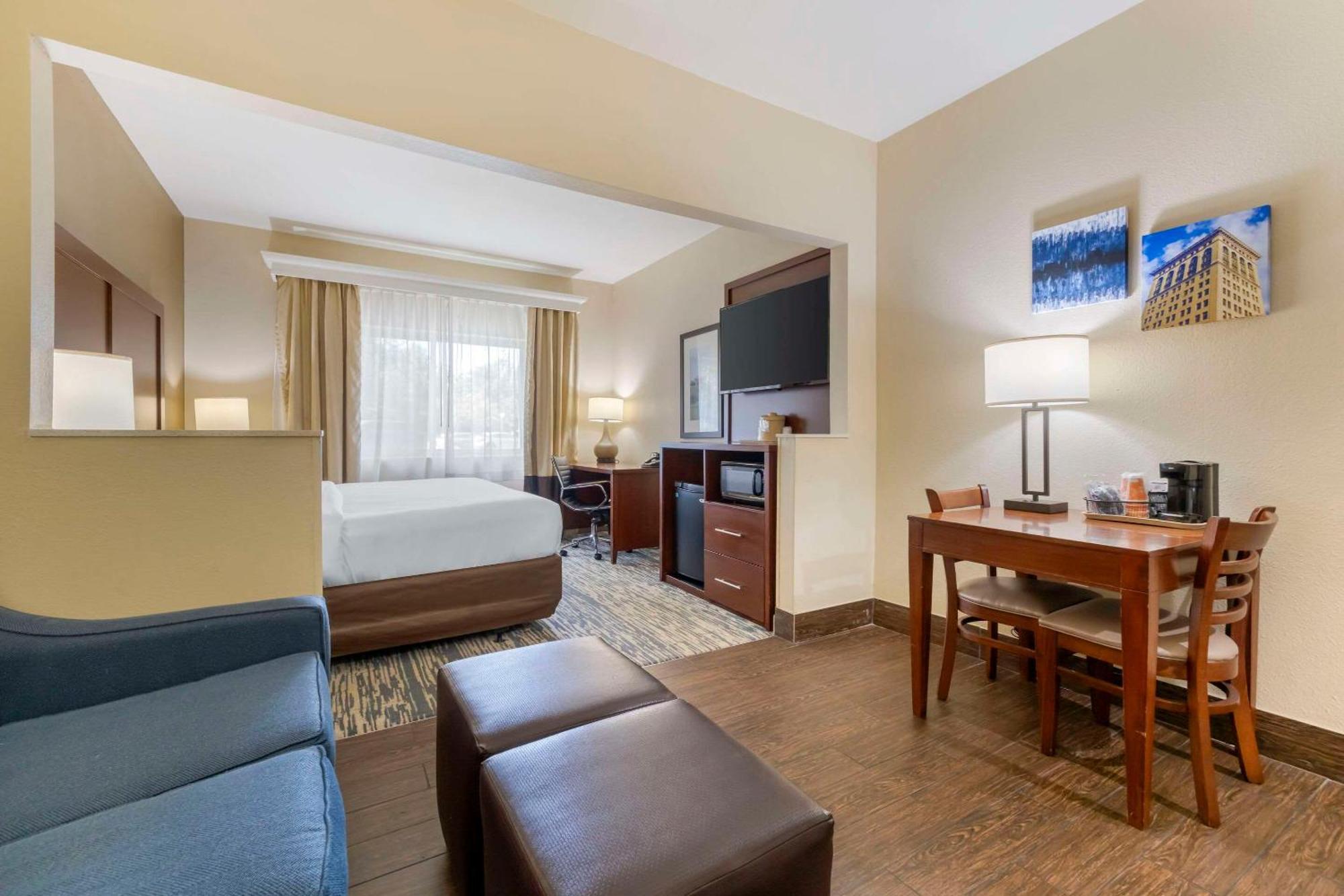 Comfort Suites Keeneland Лексингтън Екстериор снимка